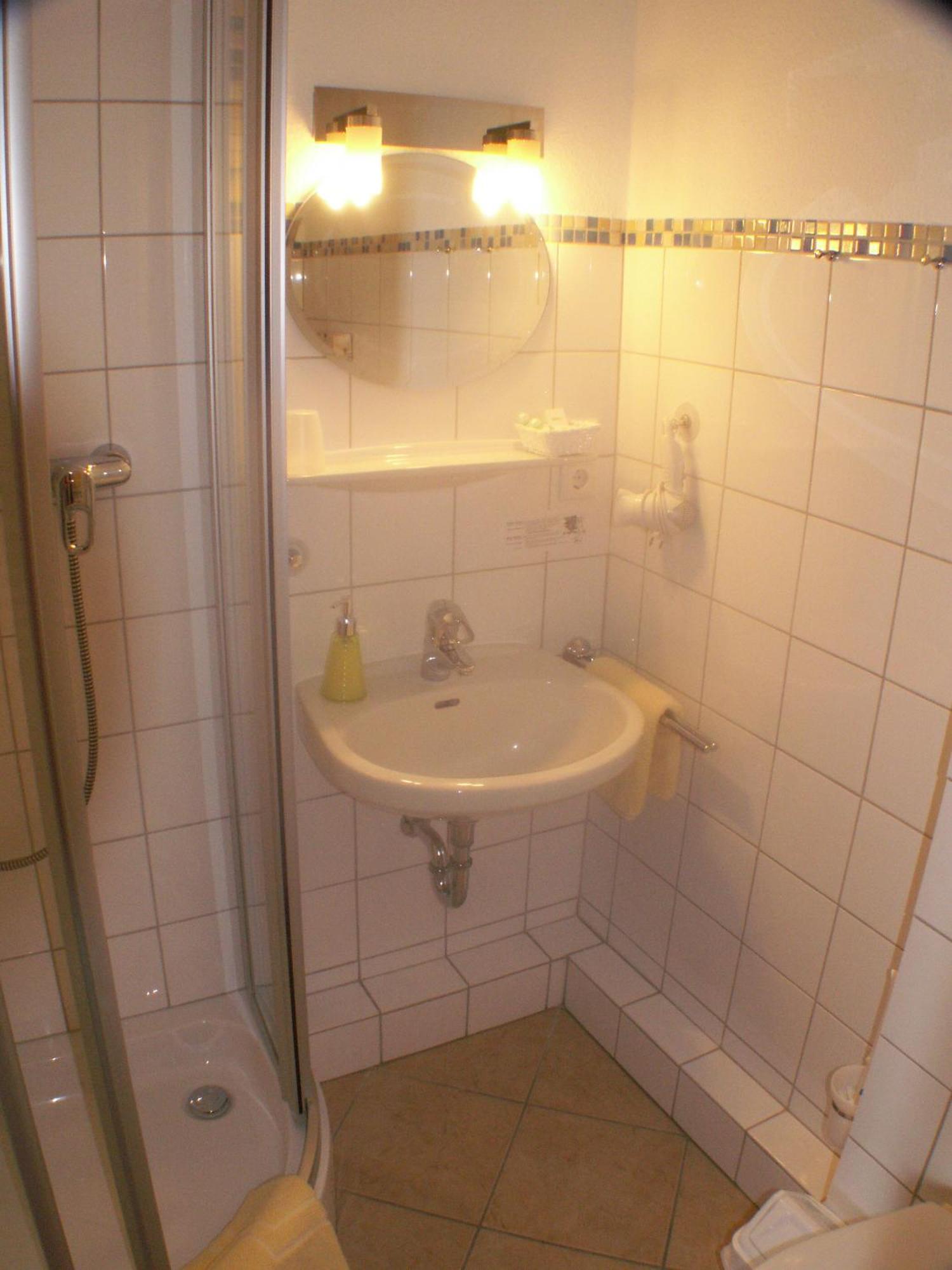 Thermen Hotel Pension Villa Holstein Bad Salzuflen Ruang foto