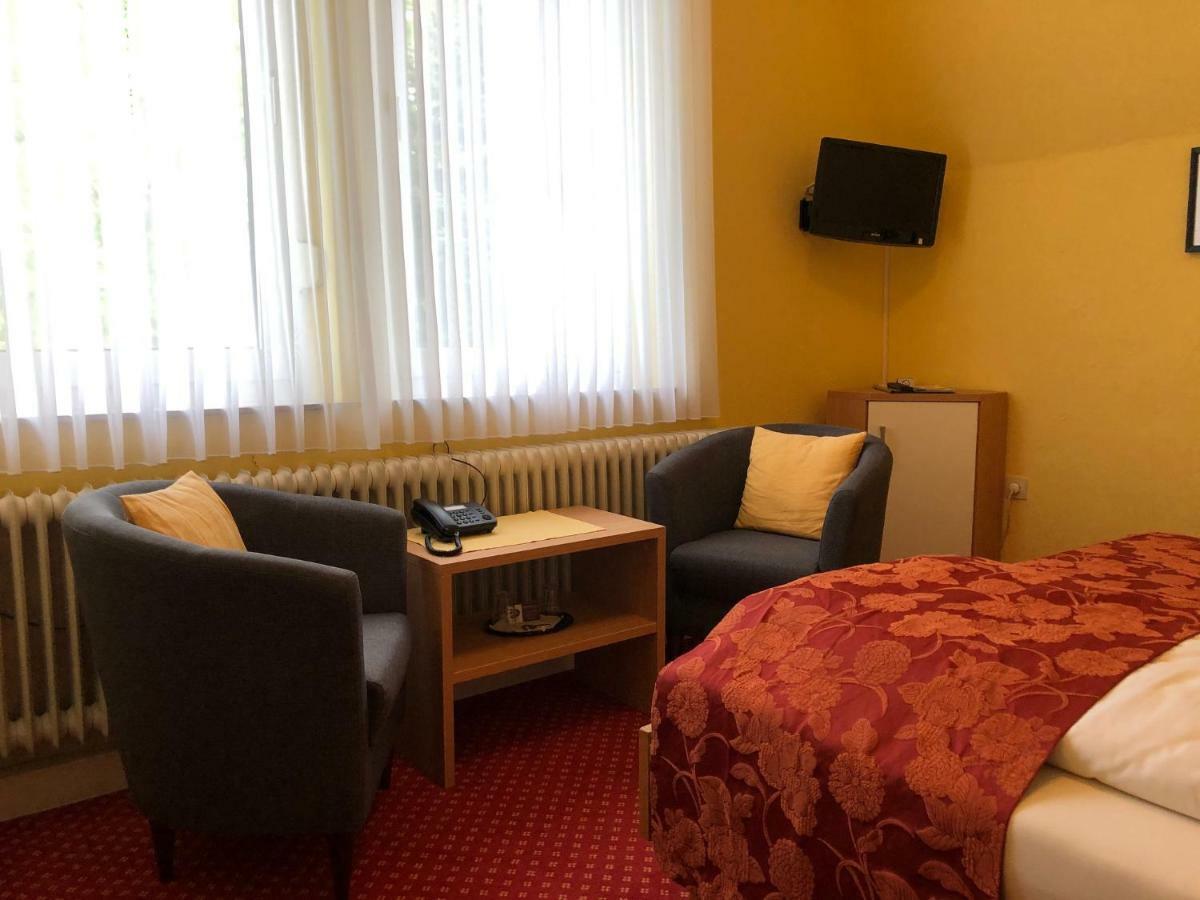 Thermen Hotel Pension Villa Holstein Bad Salzuflen Bagian luar foto